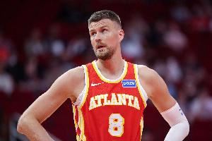 身体不适不打！波尔津吉斯因身体不适将缺席今天对阵魔术比赛