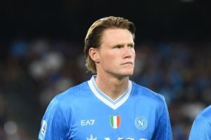 斯基拉:夏窗时小麦拒绝了沙特巨额报价,以及两家英超球队的邀请